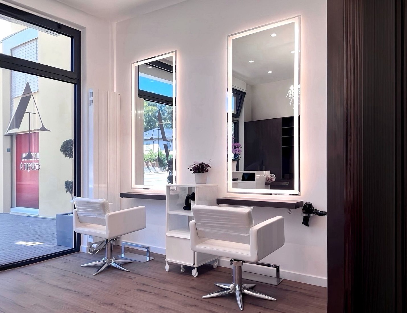 Maxim Arena - Coiffeur Coloriste Versoix