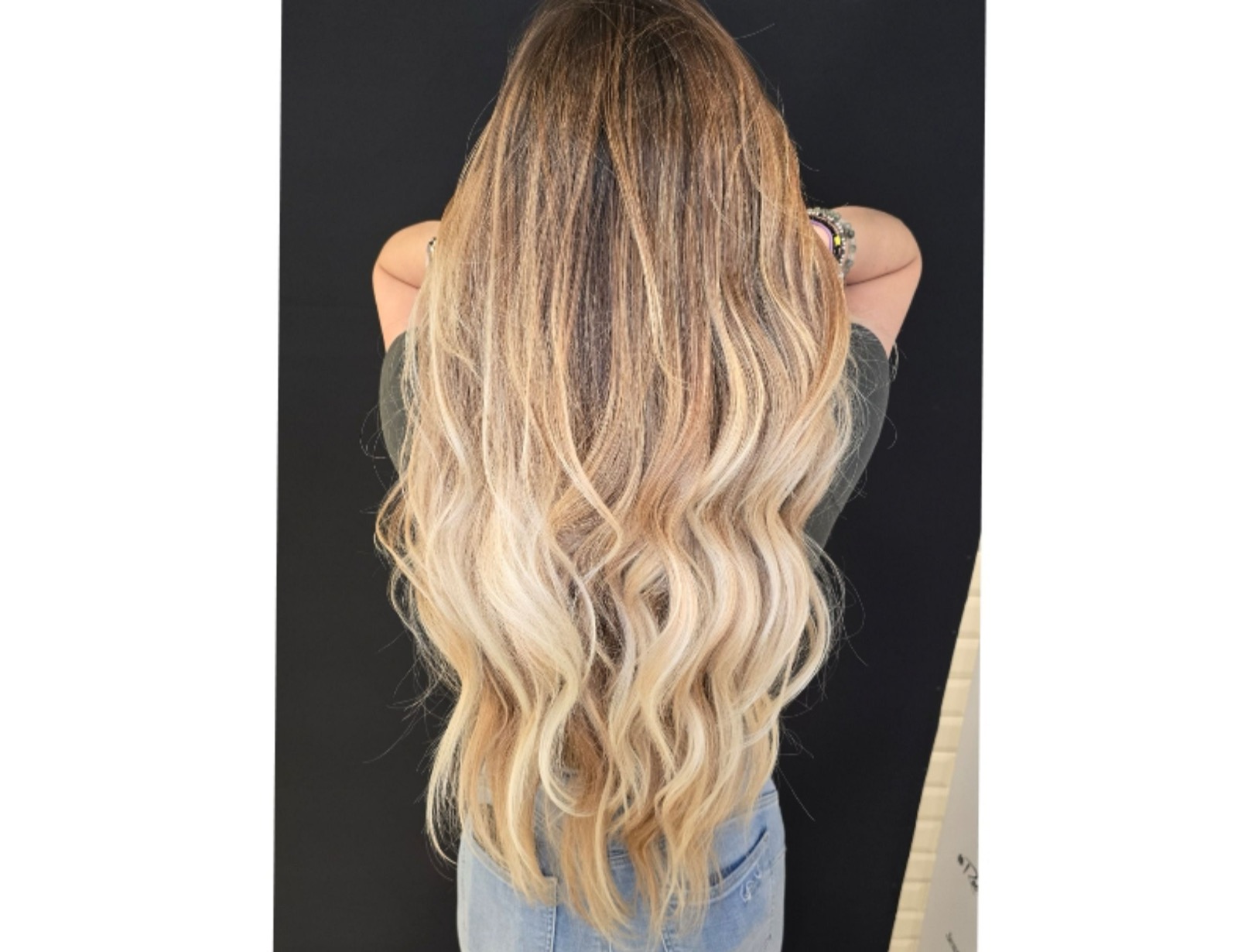 Maxim Arena - Coiffeur Coloriste Versoix